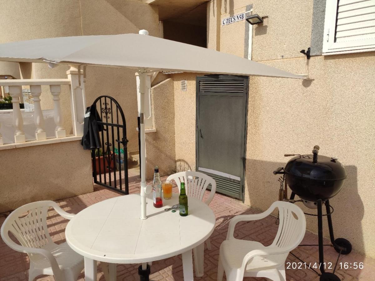 Apartamento Torre Zeus - La Mata Torrevieja Esterno foto